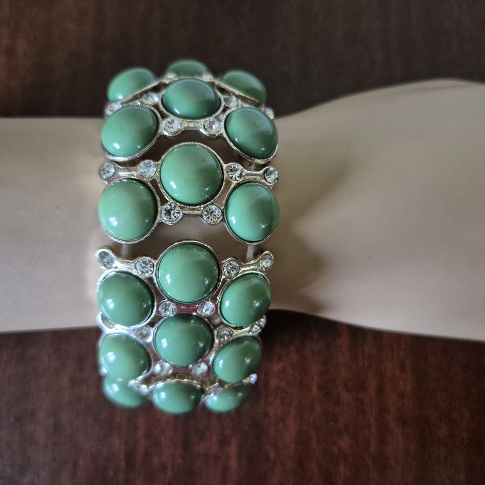 Elegant Green Gemstone Bracelet